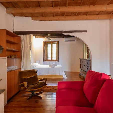 Navigli, Caratteristico Appartamento Milanese Exterior foto